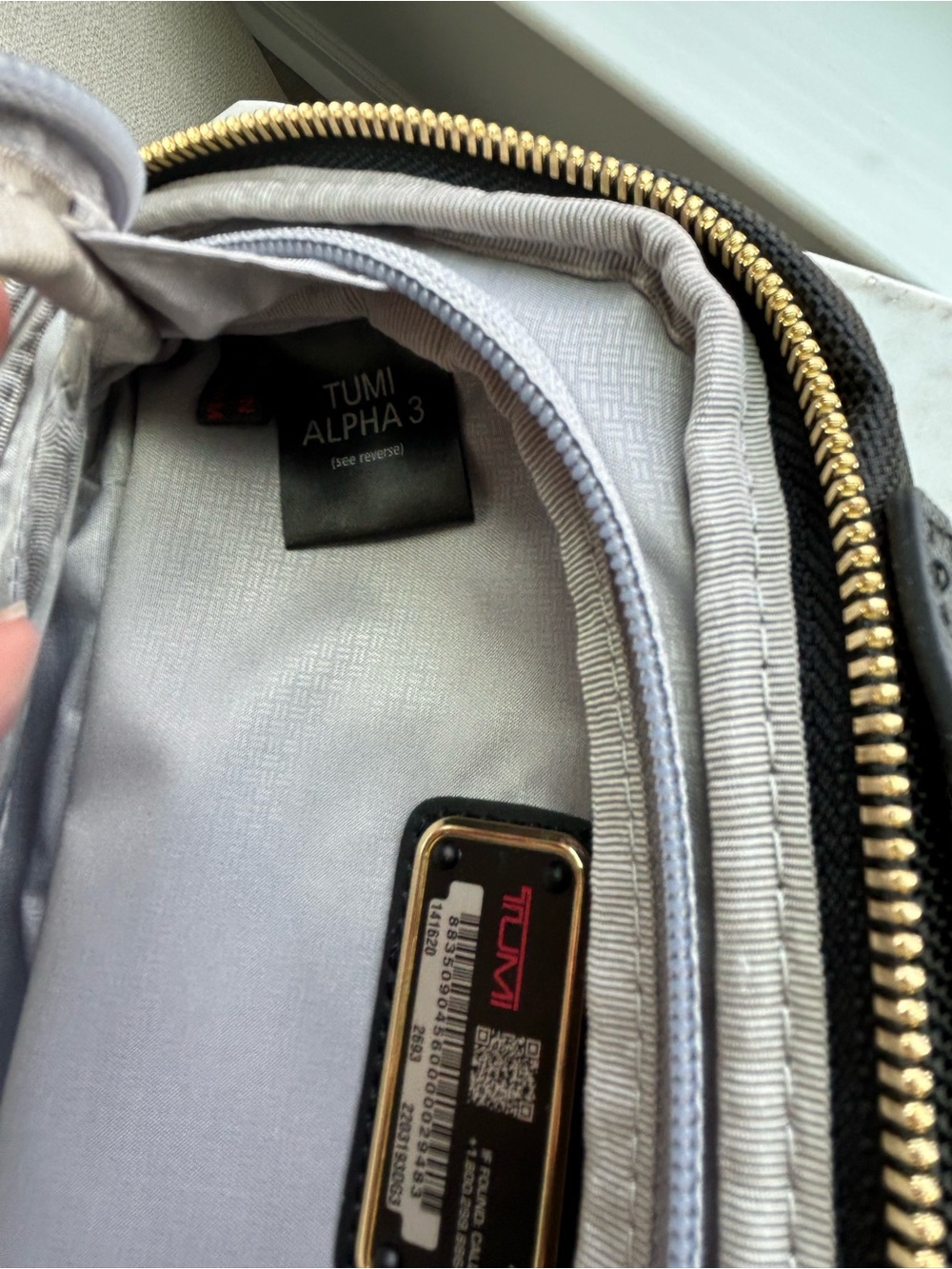 TUMI Alpha 3 Black and gold ballistic nylon split Kit toiletry bag - Picture 7 of 7